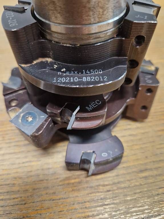 Tutti gli attrezzi: Alter CNC Rover 24 Fräser  – Usato da Aesch BL venduto da fubi04