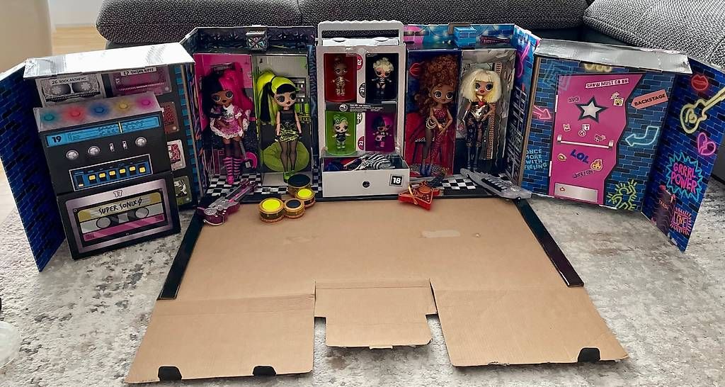 Jouets: Puppenset der Marke L.O.L Surprise – D'occasion à Zürich par eli_2qff 2
