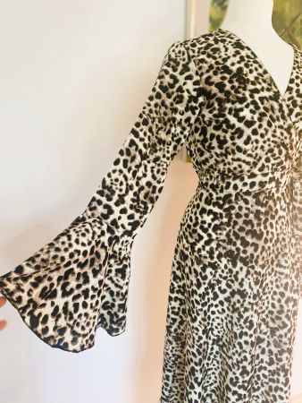 wunderschönes Leo Wickel Maxi Kleid Viscose Free Love S-M 38