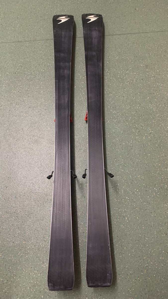 Blizzard Skis: Blizzard Kinder-Rennski 1.29m – D'occasion à Ried-Brig par Feuerhut 2