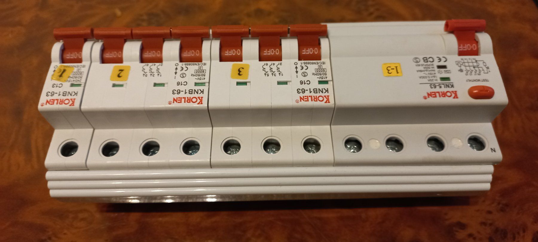 Alimentazione elettrica: Disjoncteur Korlen – Usato da Bofflens venduto da Ptitphilou 1