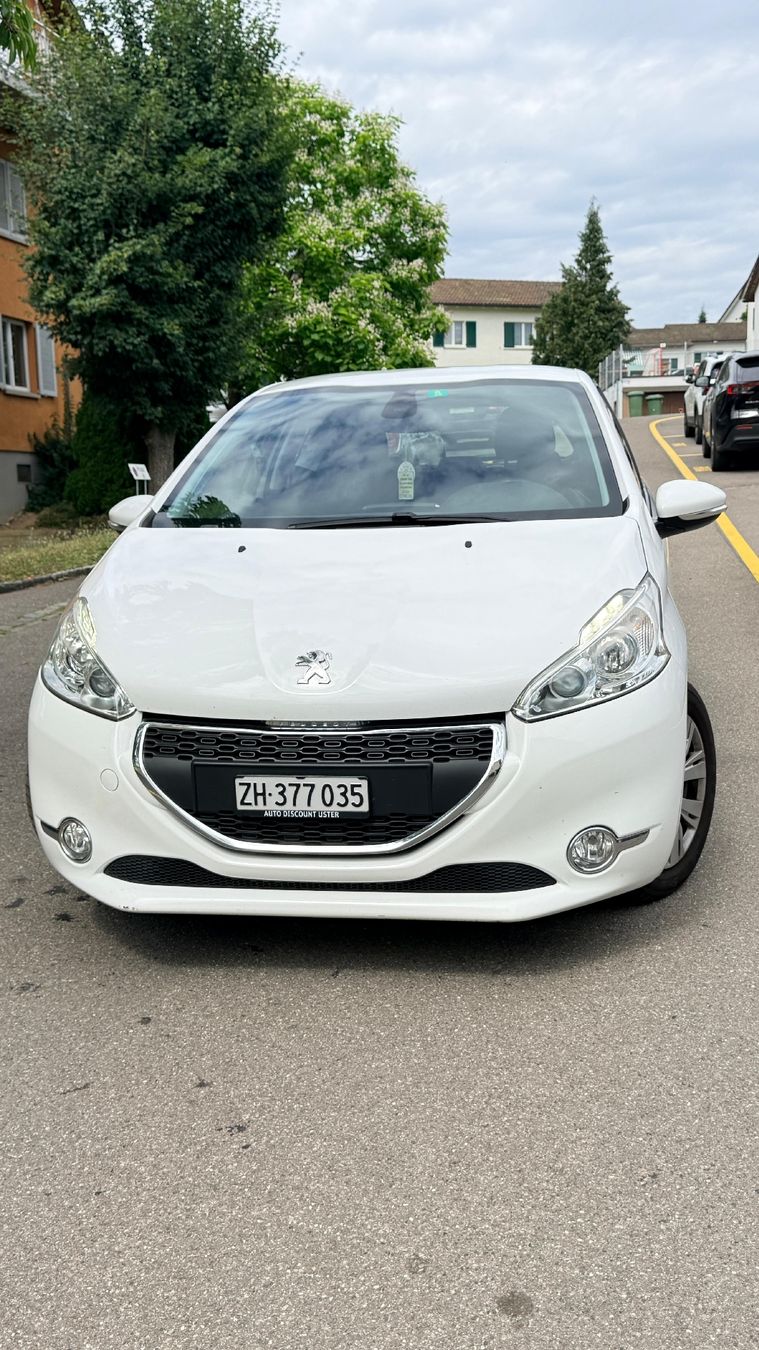 Peugeot Autos: Peugot 208 – D'occasion à Zürich par Barbaros.gkz