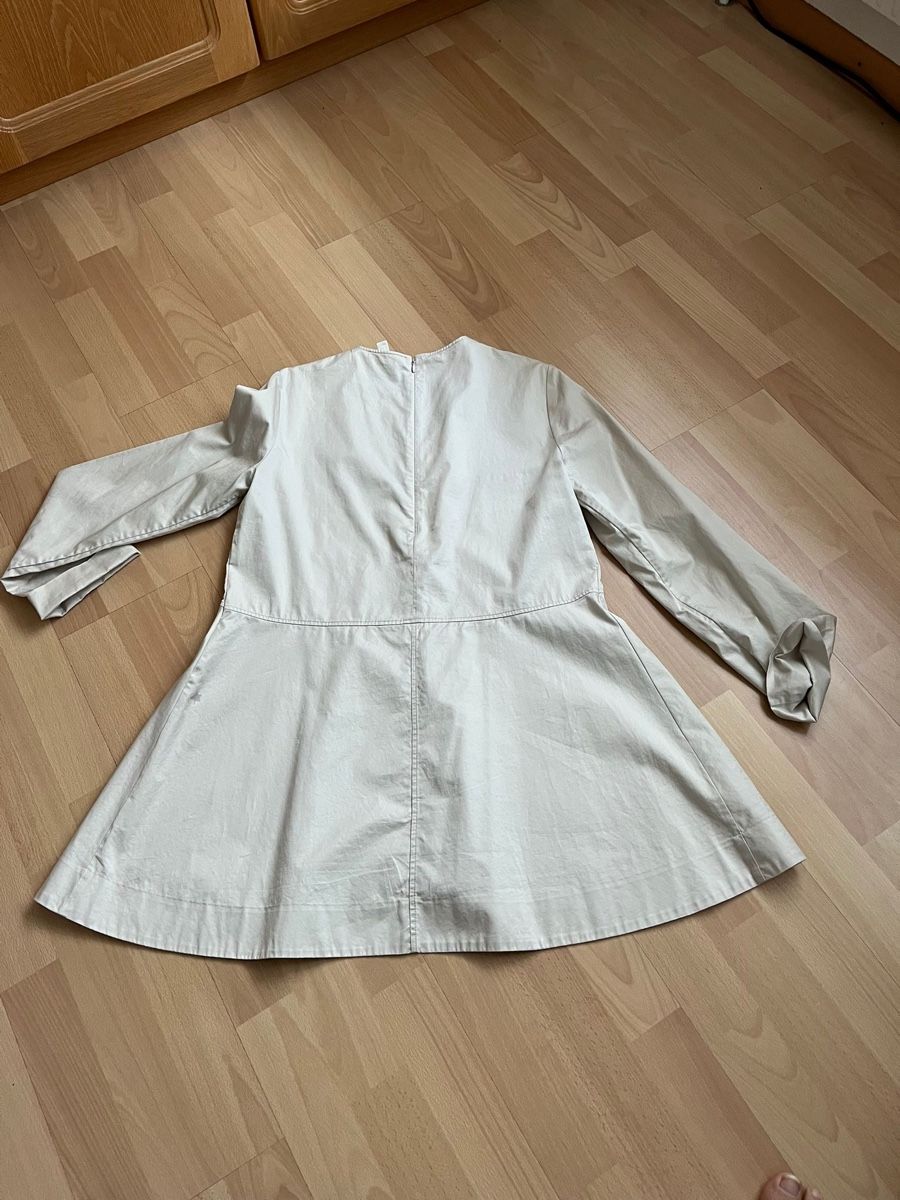 Cos Camicette: Cos Bluse, beige – Usato da Lenzburg venduto da selabella