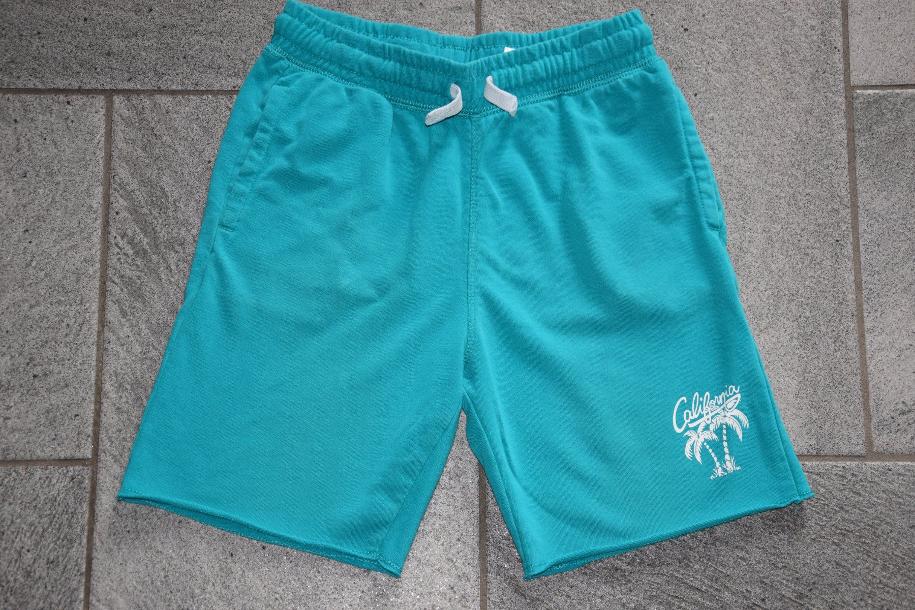 H&M Pantaloni: Shorts gr. 146/152 – Usato da Mezzovico venduto da finsteraar