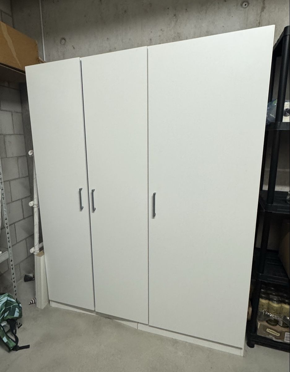 Armadi: Kleiderschrank von Ikea – Usato da Dättwil AG venduto da Gio09