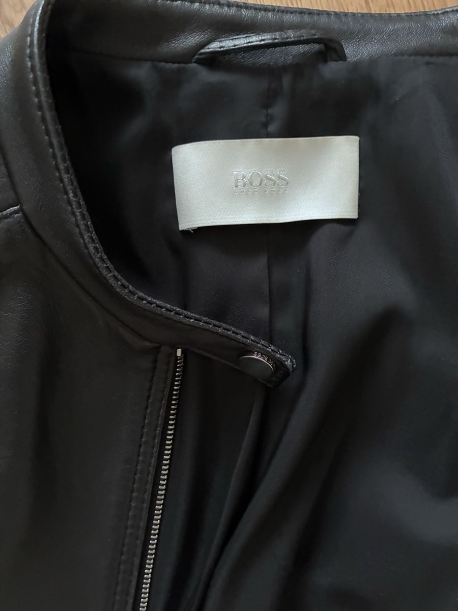 Hugo Boss Jacken: Hugo Boss Leder Jacke – Gebraucht aus Adligenswil von Rebekka_x 2