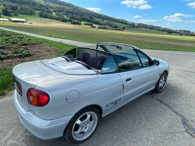 Renault Autos: Cabriolet, ab MFK – D'occasion à Schöfflisdorf par 11mawa
