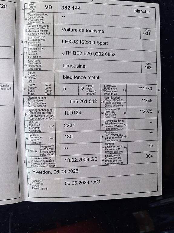 Autos: Lexus 2.200  tdi – D'occasion à Avenches par can_8t6m 4