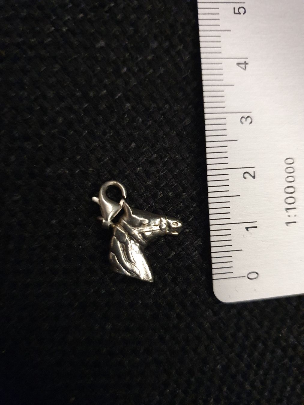 Anhänger: Anhänger für Kette oder Bettelarmband (Pferd) – Neu (gemäss Beschreibung) aus Seuzach von man_w2dj