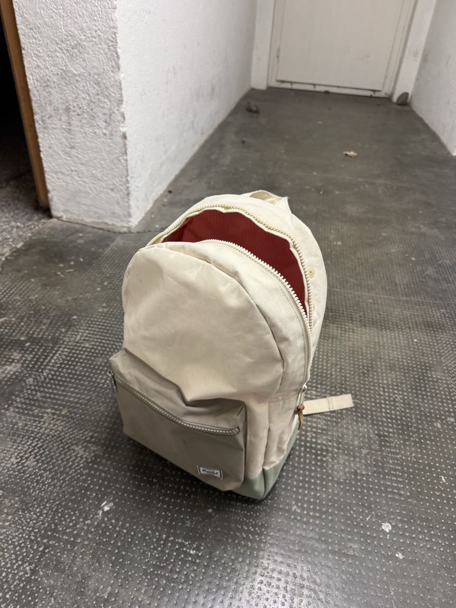 Herschel Zaini: Herrschel Rucksack – Usato da Zürich venduto da rxxel 1