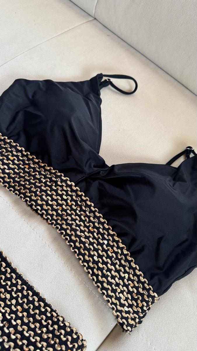 Costumi da bagno & Bikini: Bikini 👙 Set  – Nuovo e nell'imballaggio originale da Surcasti venduto da Lenkita 4