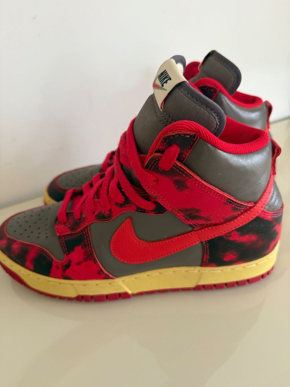 Nike Scarpe da donna: Nike Dunk High Sneaker Special Edition Grösse 41 Damen – Nuovo (secondo la descrizione) da Steg im Tösstal venduto da goldlionfree 5