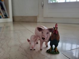 Bauernhoftiere Set: Hahn, Muttersau & Ferkel!