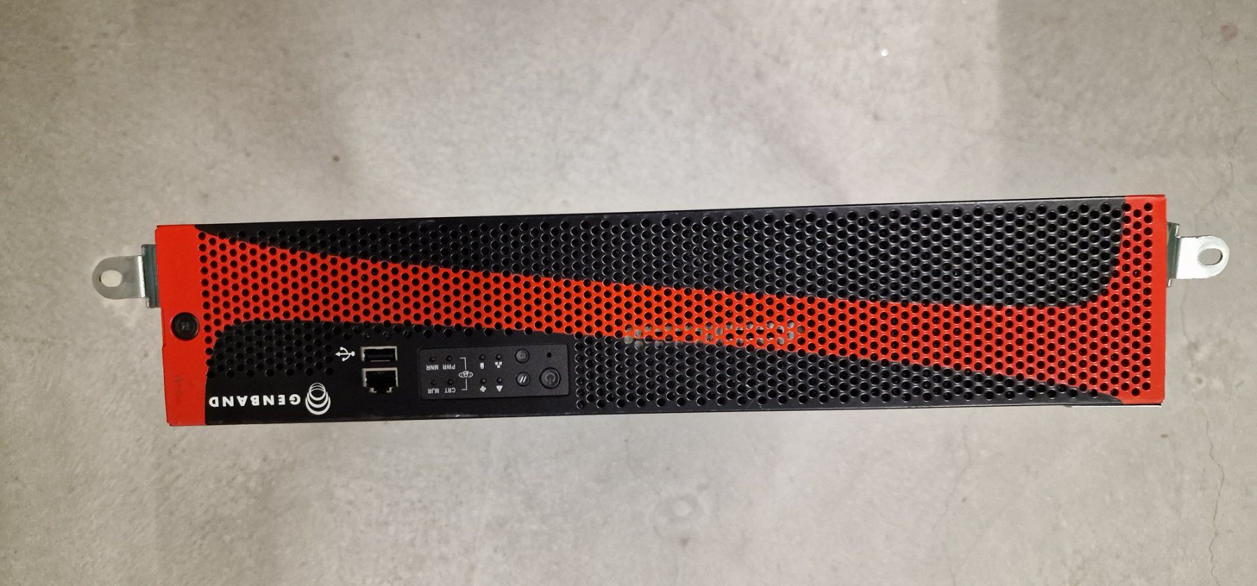 Intel Server: Genband Dual Xeon E5-2658 2.1GHz 2 RU Server – Gebraucht aus Gerlafingen von dulifuli