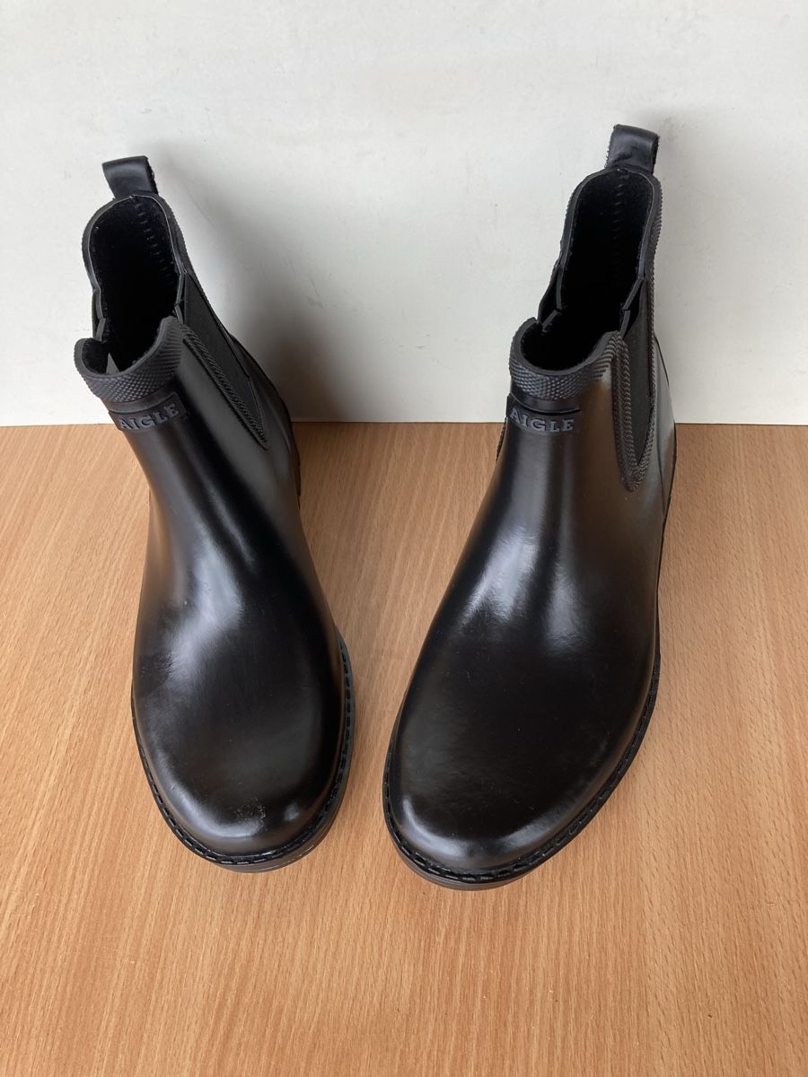 Scarpe da donna: Gummistiefel Aigle 39 – Nuovo (secondo la descrizione) da Krattigen venduto da schwandegg