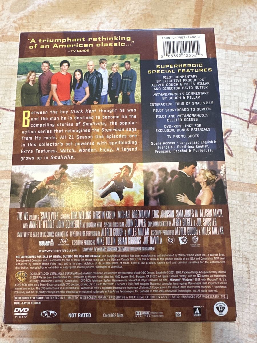 Tutti i DVDs: Smallville Staffel 1 DVD Box Set Code 1 Englisch – Usato da Schaffhausen venduto da D-MAC 2