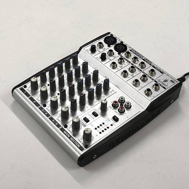 Console di mixaggio: Klein-Mischpult Behriger UB208 – Usato da Kloten venduto da Primus_Krieger 2
