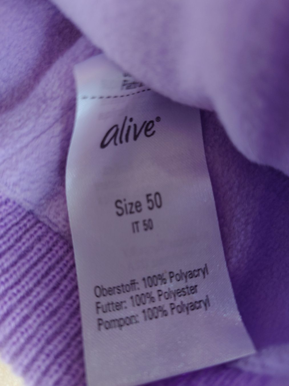 Altro abbigliamento per bambina: Mütze mit Bommel Schneeflocken Grösse 50 – Nuovo (secondo la descrizione) da Uster venduto da snowy_6 1