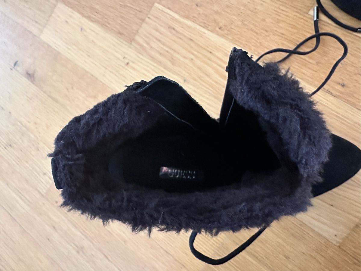 Guess Scarpe da donna: Neue Guess Stiefeletten schwarz Grösse 37 – Nuovo e nell'imballaggio originale da Bettlach venduto da Tradenet100 4