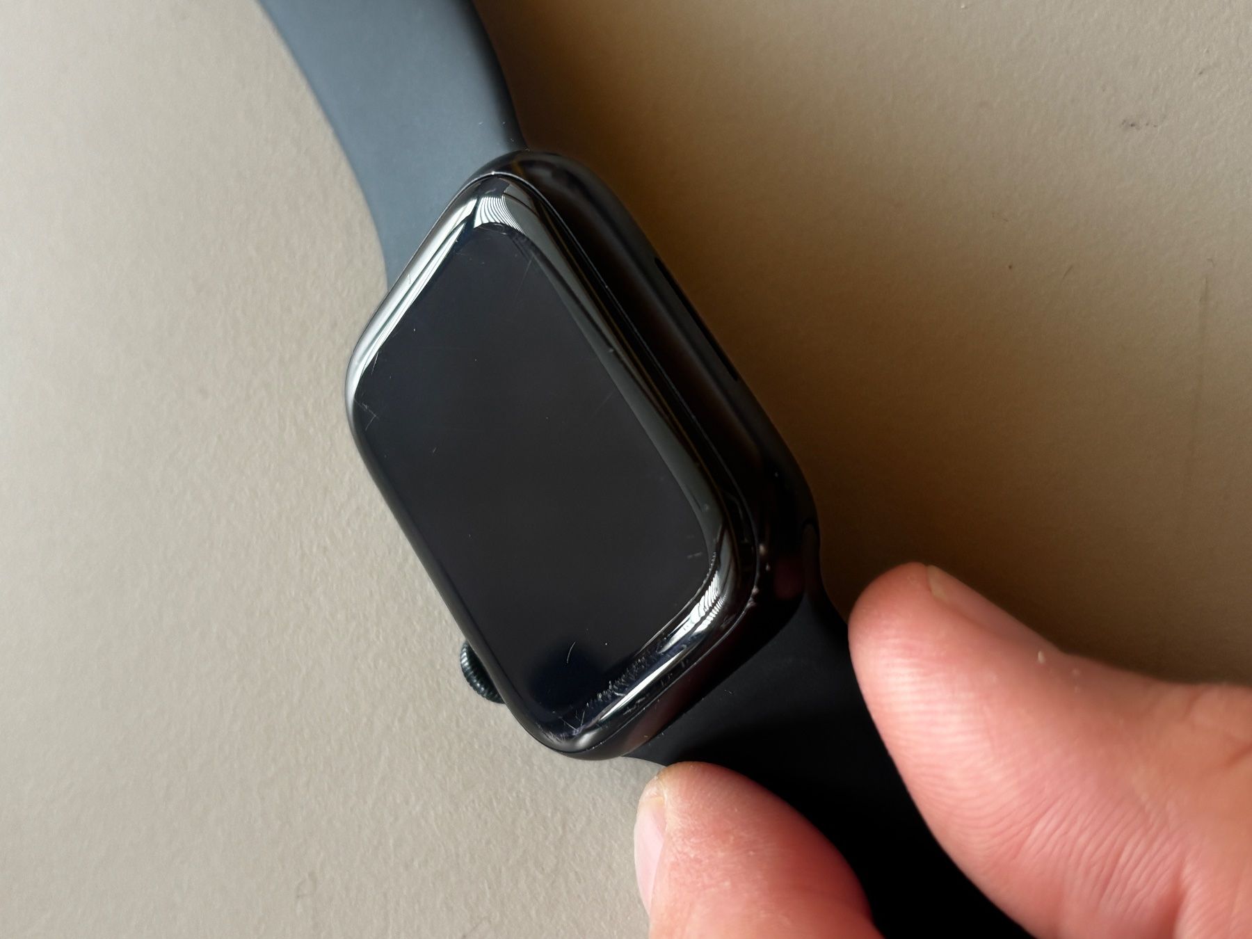 Apple Smartwatch: Apple Watch Series 9 45mm GPS – Usato da Estavayer-le-Lac venduto da Shampou46 3