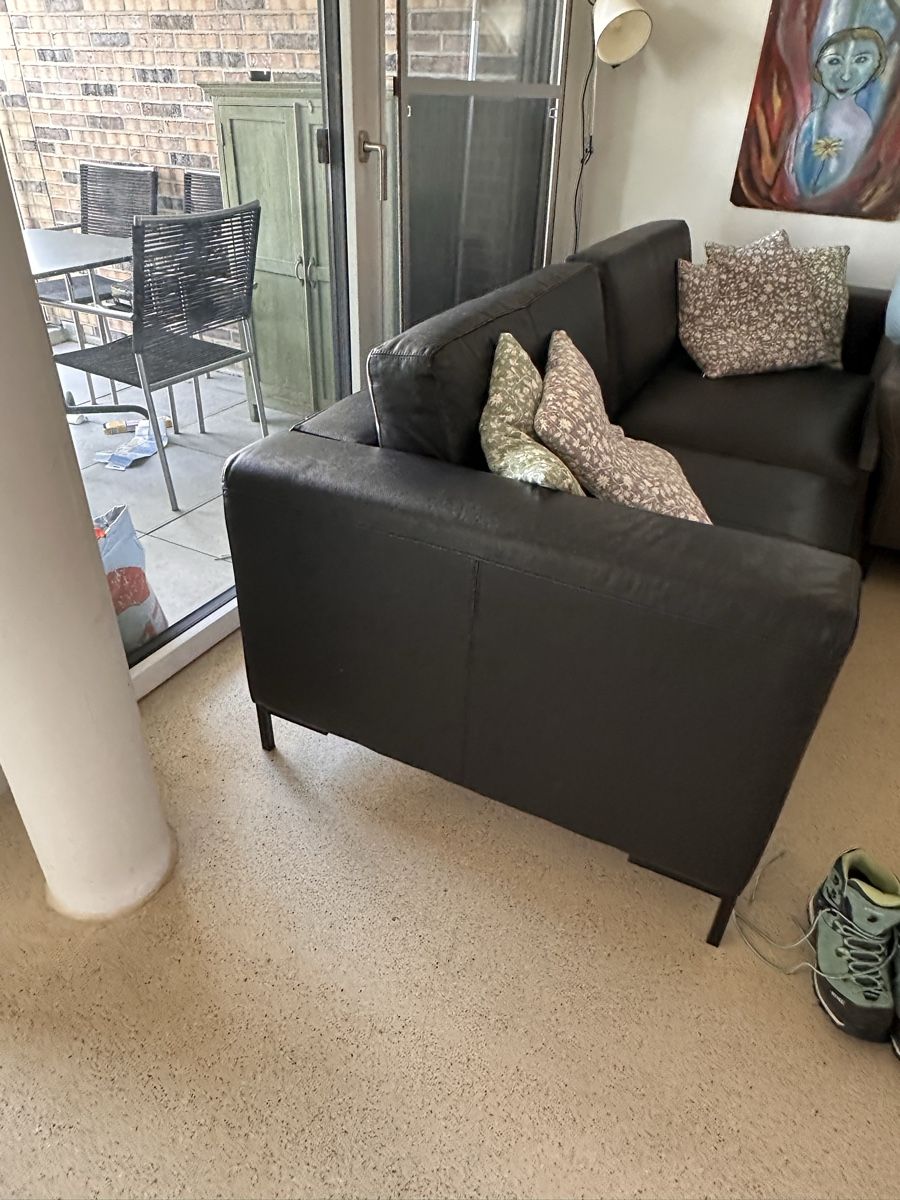 Ikea Sofas: Ledersofa schwarz 3-Sitzer gebraucht – Neu (gemäss Beschreibung) aus Adliswil von Schanti9 2