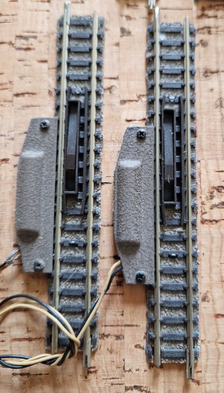 Fleischmann Modellini di ferrovie: Rails fleischmann piccolo N – Usato da Tavannes venduto da Jacksonhmc 2
