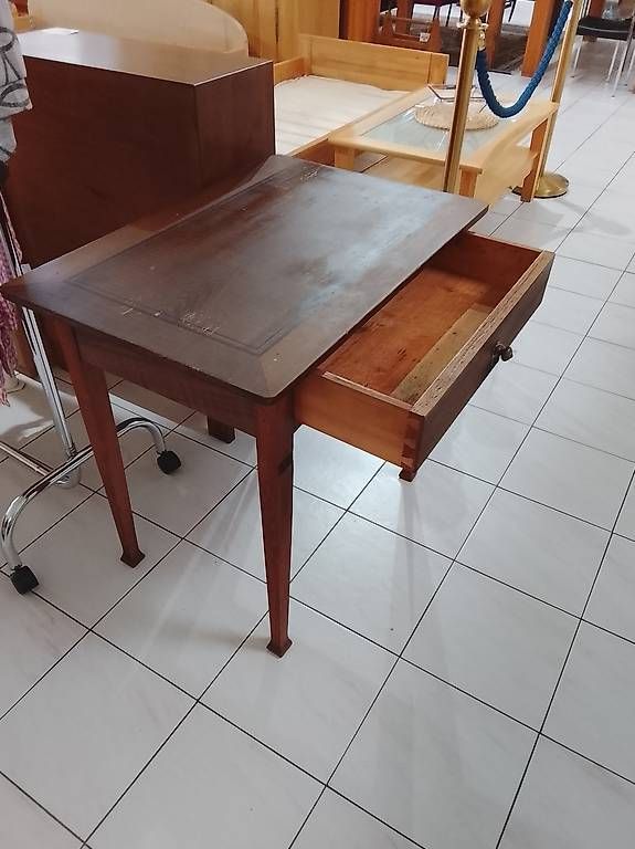 Scrivanie: Kleiner Schreibtisch mit Schublade – Usato da Neuhausen am Rheinfall venduto da galleria13 2