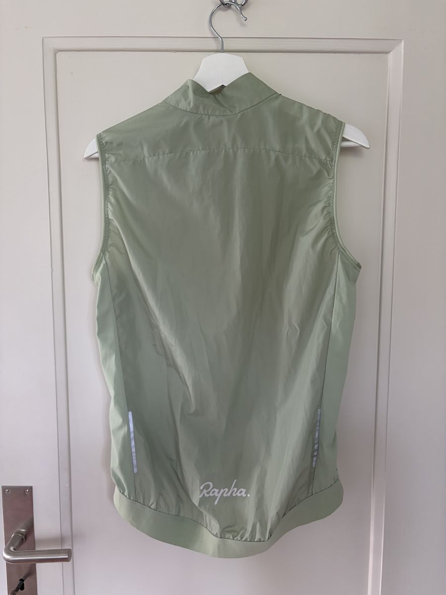Rapha Gilets & Westen: Rapha Mens Core Gilet – Neu (gemäss Beschreibung) aus Ostermundigen von max_82lq 1