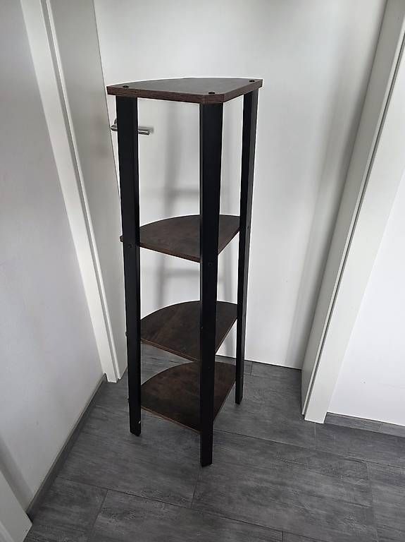 Scaffali: Schönes Eckregal  – Usato da Winkel venduto da jak_x7wl