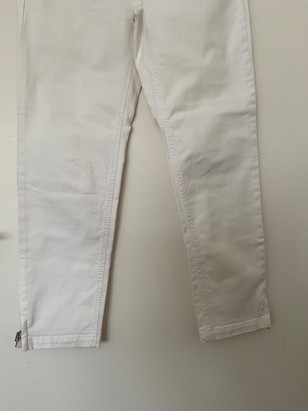 Bogner Jeans: BOGNER Jeans Hose Gr S / 36 weiss – Nuovo (secondo la descrizione) da Urdorf venduto da alda02 1