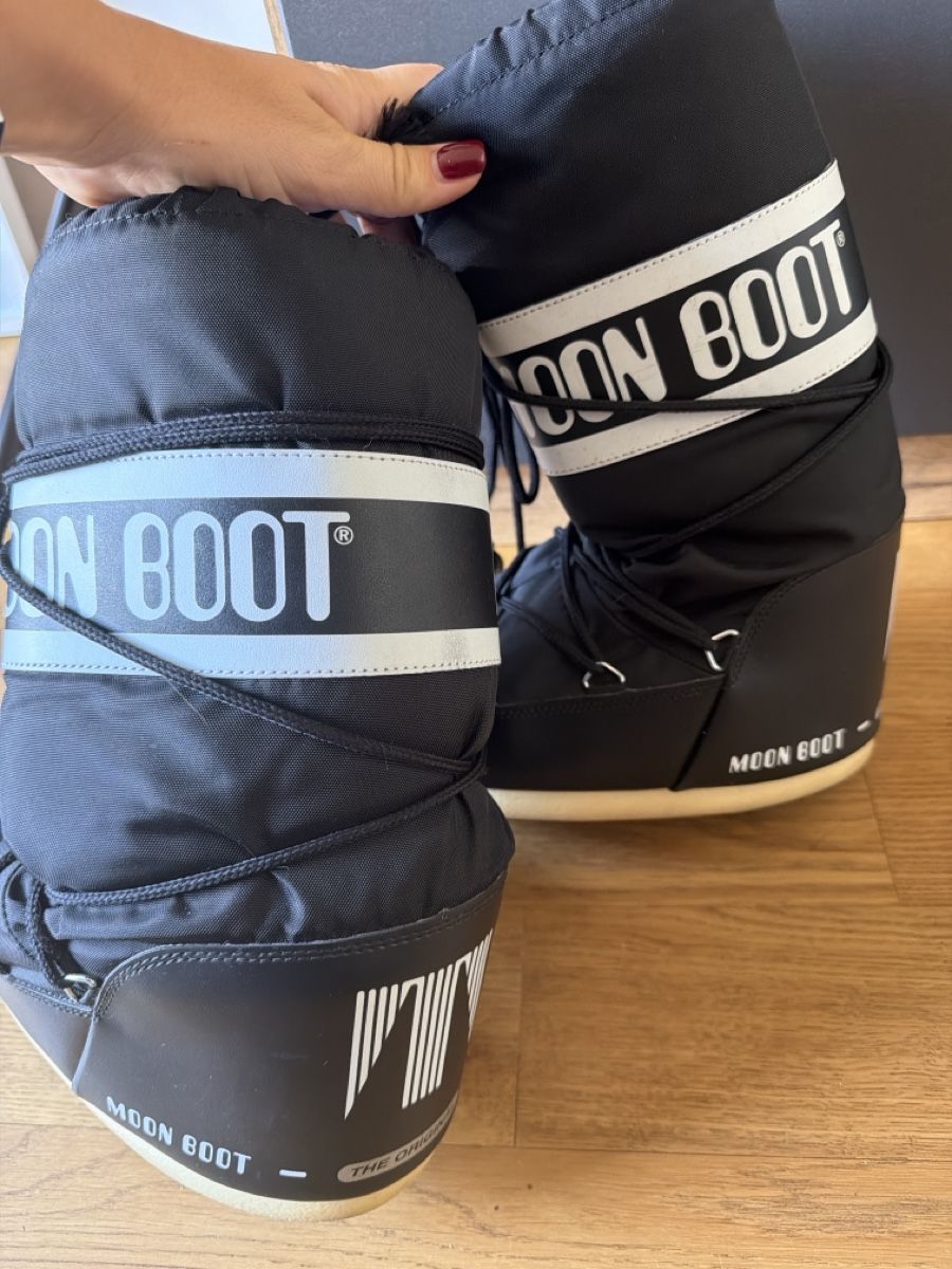 Moon Boot Scarpe da uomo: Moon boot 35-38 – Usato da Hausen AG venduto da nik_9sg2 1