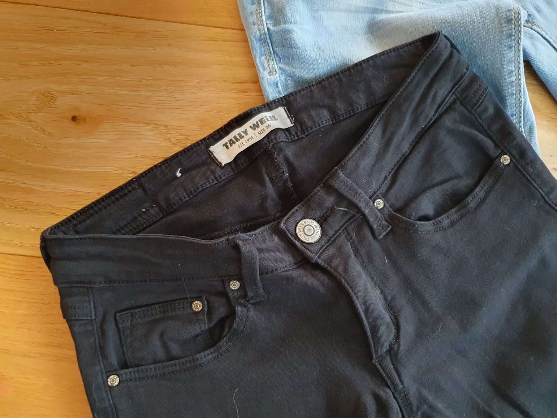 Jeans: Jeans Bundle, Gr. 36 – Usato da Pfyn venduto da ka.we 1