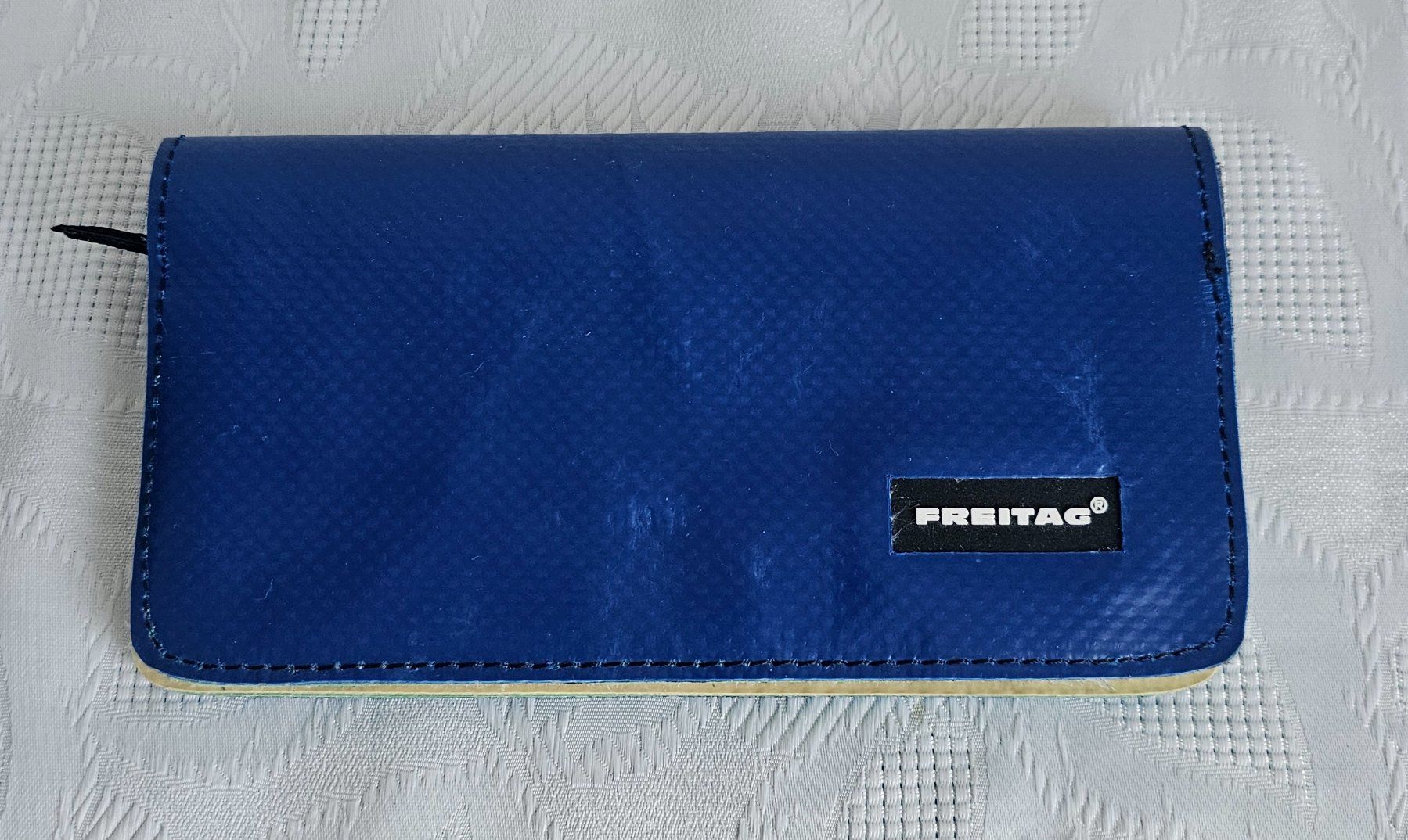 Freitag Cover & Protezioni schermo: *FREITAG * Hülle – Usato da Bronschhofen venduto da Xena37