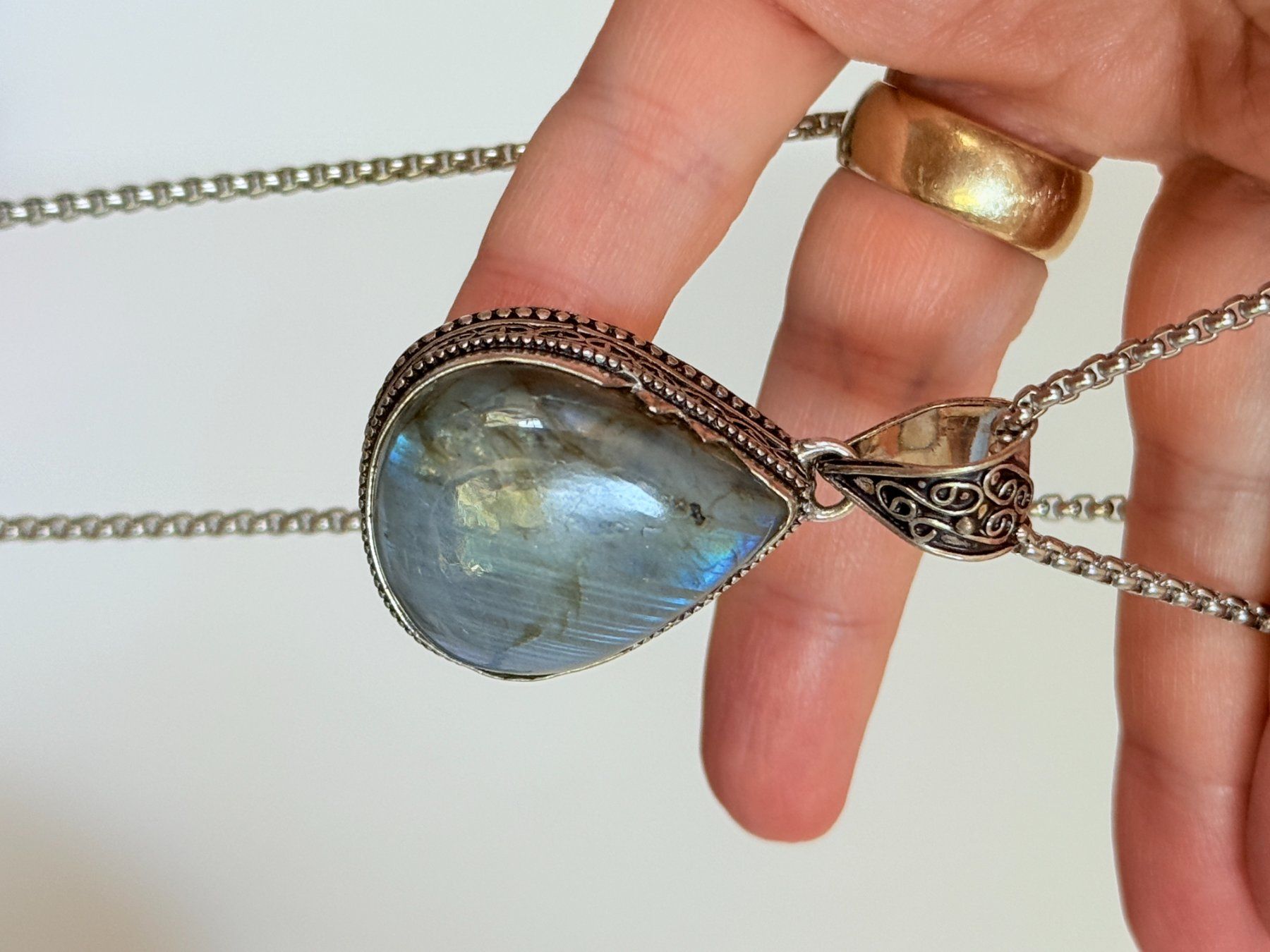 Colliers: Collier Labradorite Marquise Massif Neuf – Neuf avec emballage d'origine à Genève par AWWA 9