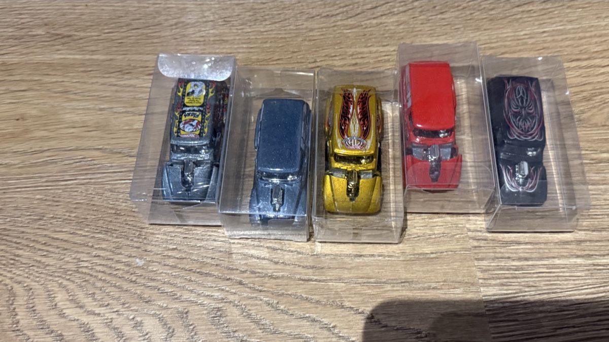 Hot Wheels Modellautos: Lot de 5 ford panel Hot Wheels – Gebraucht aus Villars-sur-Glâne von Mitodc2