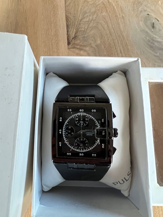 Montre Bracelet Pulsar à Quartz Pour Homme - Occasion En Bon état, Style Classique