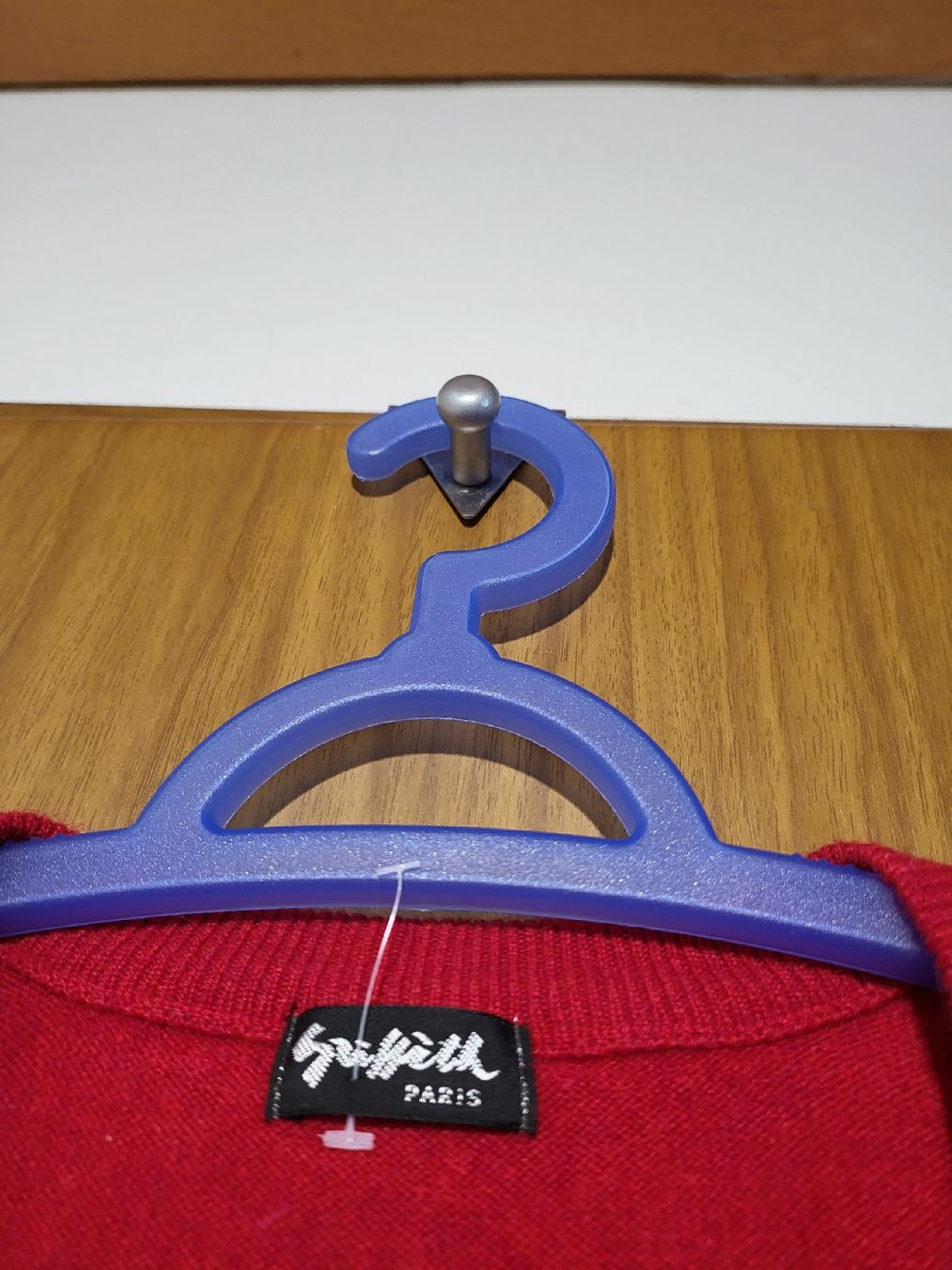 Gilet & Giacche: Pull sans manches Paris rouge cachemire XL – Usato da Niedergösgen venduto da Eva2410 2