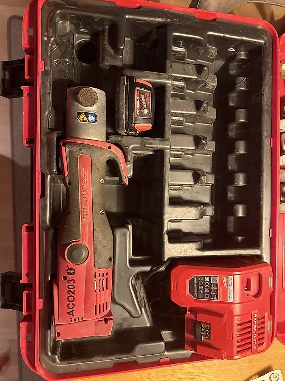 Toutes les machines: Novopresse – D'occasion à Rebstein par abr_slg8 2