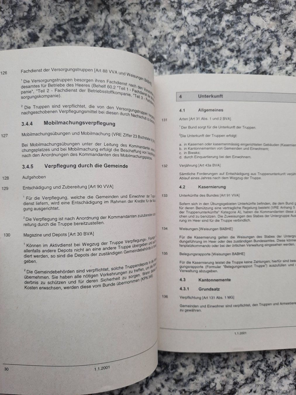 Libri: Verwaltungsreglement 2001 – Usato da Ruswil venduto da Sammlergeist 3