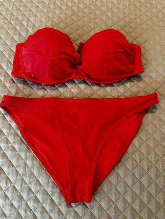 Swimming suit