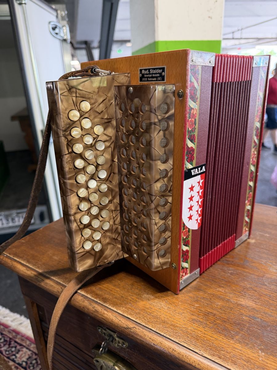 Instruments de musique: Schwyzerörgeli Rud.Stalder – D'occasion à Domdidier par Watch3210 3