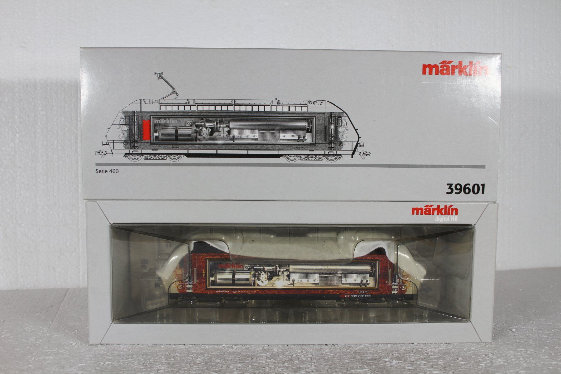Märklin Modellini di ferrovie: Märklin 39601 SBB Re 460 Spieldose – Usato da Triesen venduto da cor_62ts 9