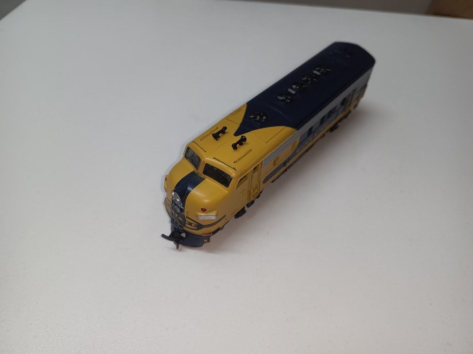 Modellini di ferrovie: SANTA  FE NR. 42005 – Usato da Amlikon-Bissegg venduto da Bienenlok