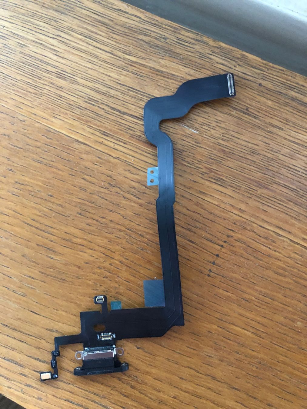 Apple Telefoni cellulari / Smartphones: connecteur de charge iphone x noir – Nuovo e nell'imballaggio originale da Leukerbad venduto da mig_8bbp