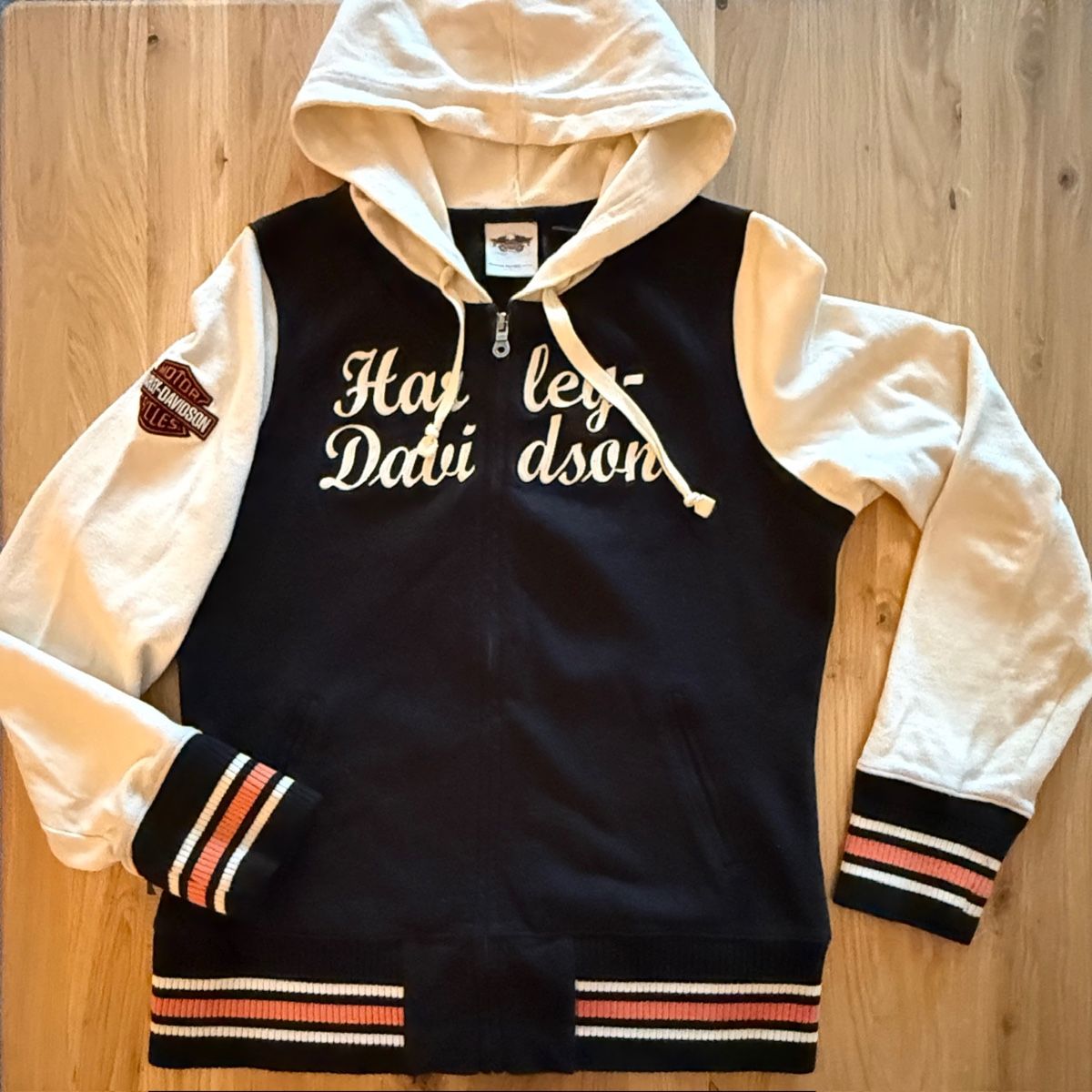 Harley-Davidson Giacche: Harley-Davidson Jacke mit Kapuze – Usato da Embrach venduto da Schnufi66
