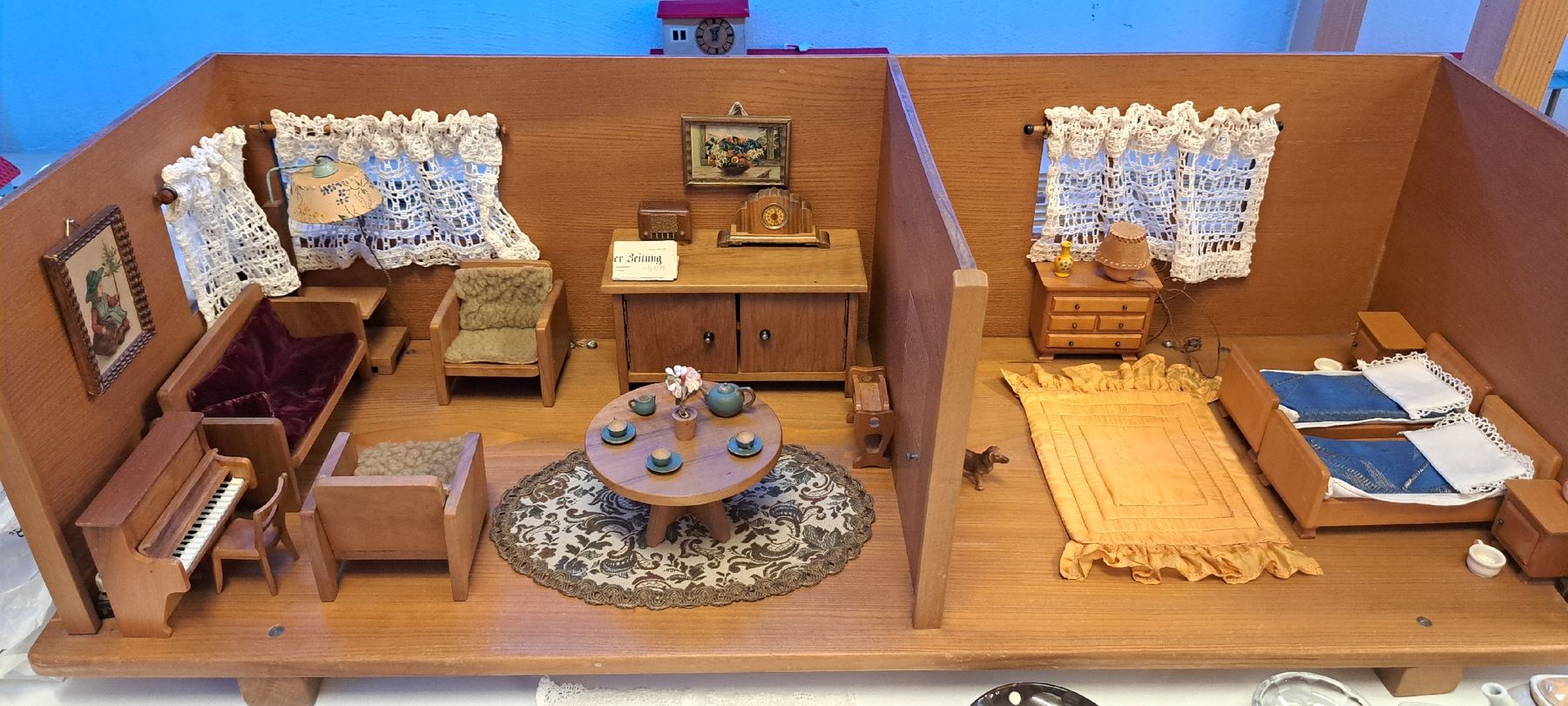 Case e mobili per bambole: alte Puppenstube mit Zubehör – Usato da Urdorf venduto da Canyamel1