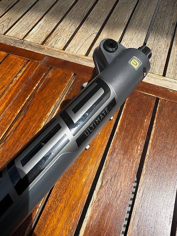 Rockshox Pezzi di ricambio: Fourche Rockshox ZEB Ultimate 29" 170mm – Usato da La Tour-de-Trême venduto da w.max 1