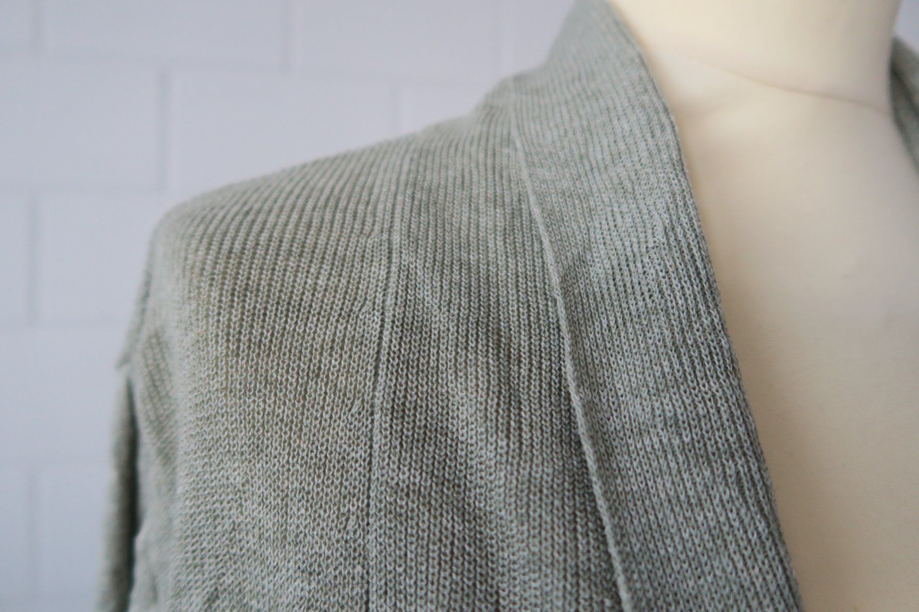 Nile Vestes: Strickjacke Nile Grösse M – Neuf (Voir description) à Worb par speakers01 1
