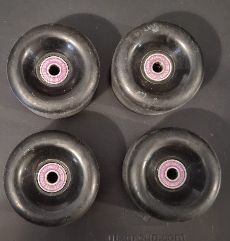 Skateboards: longboard wheels and bearings – Gebraucht aus Genève von CRDNX