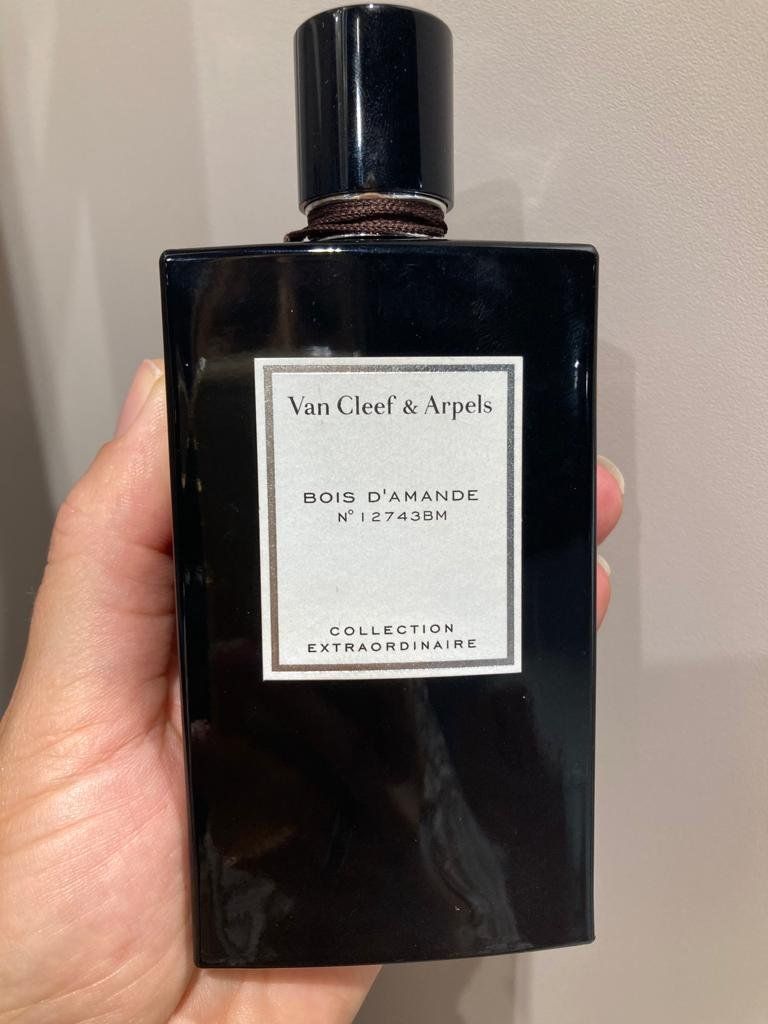 Van Cleef Profumi & Eau de Toilette: Van Cleef & Arpels Bois D`amande 12 ml sample – Nuovo (secondo la descrizione) da Chêne-Bougeries venduto da Seetooyoo